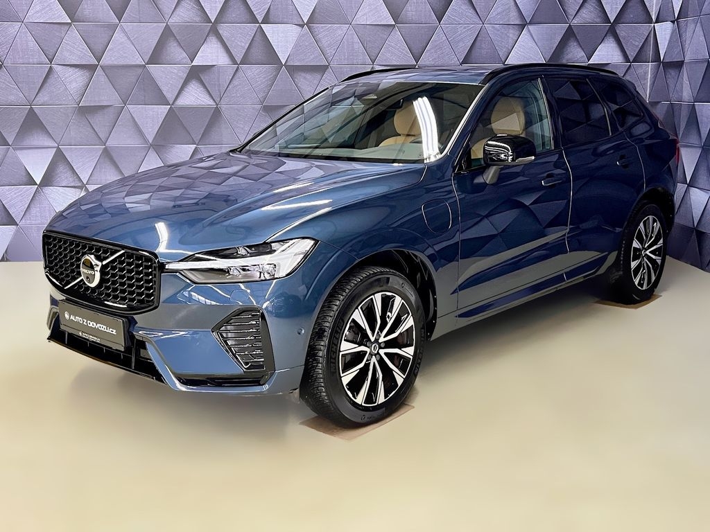 Volvo XC 60 T6 AWD RECHARGE, LED, PANORAMA, KEYLESS, TAŽNÉ