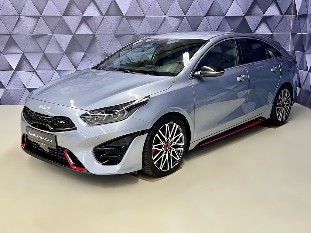Kia ProCeed 1.6T-GDi 7DCT GT SPORT, JBL, KAMERA, ASSIST